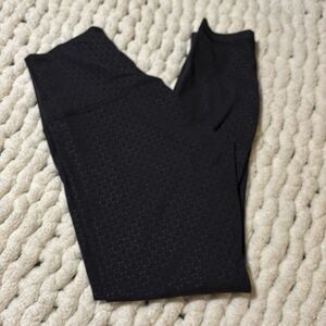 Lululemon high rise leggings size 6